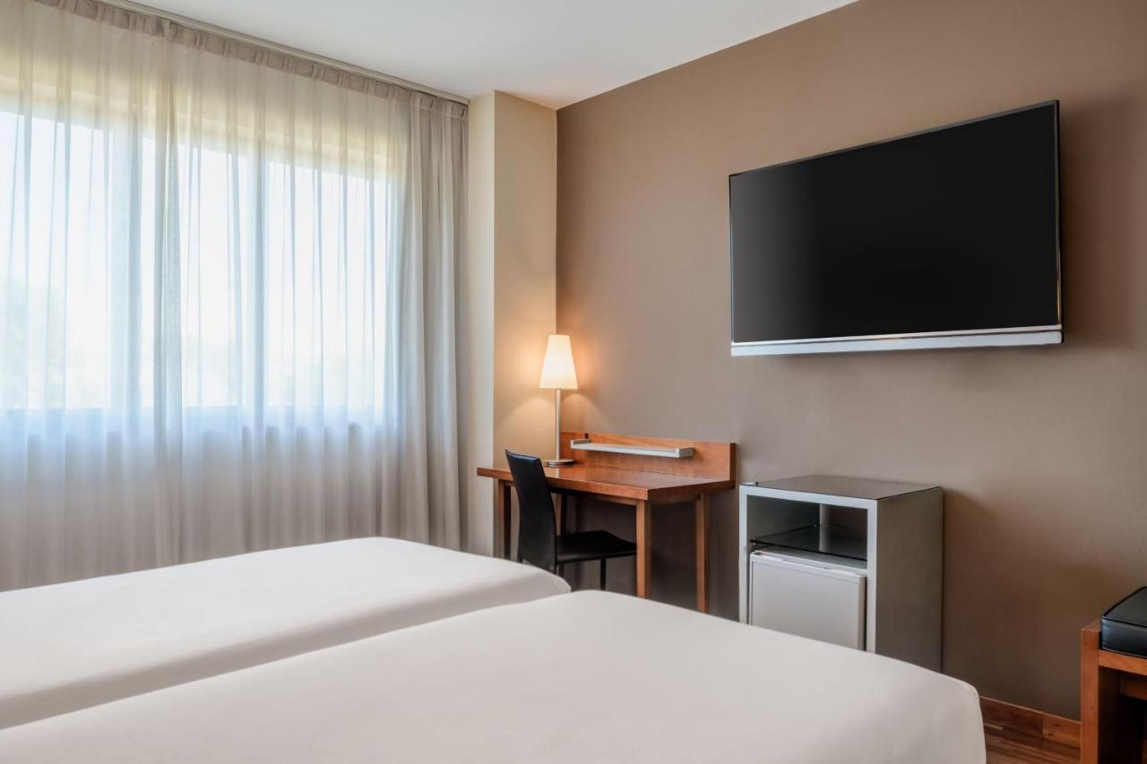 Ac Hotel Guadalajara By Marriott, Spain Екстер'єр фото