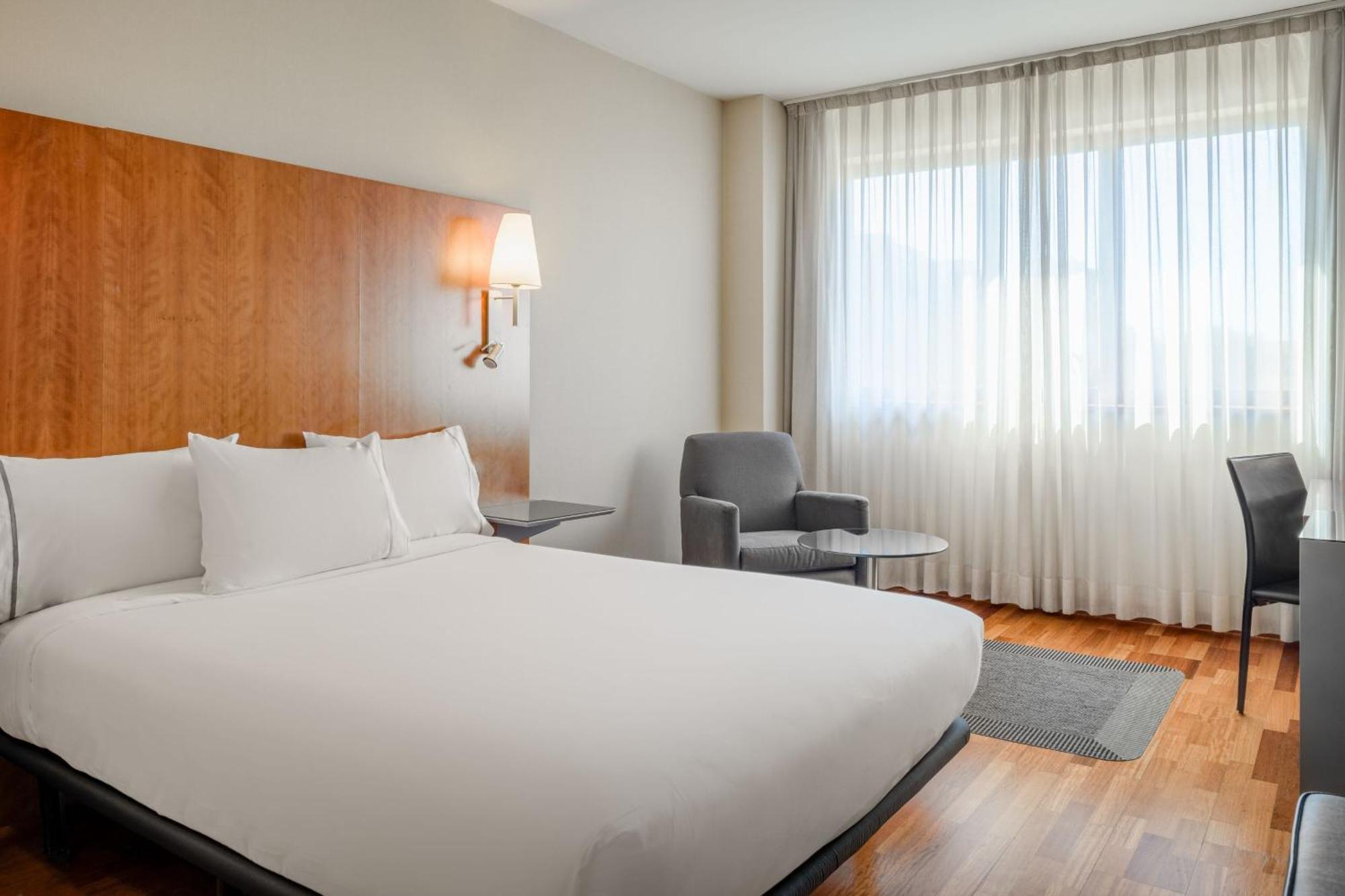 Ac Hotel Guadalajara By Marriott, Spain Екстер'єр фото