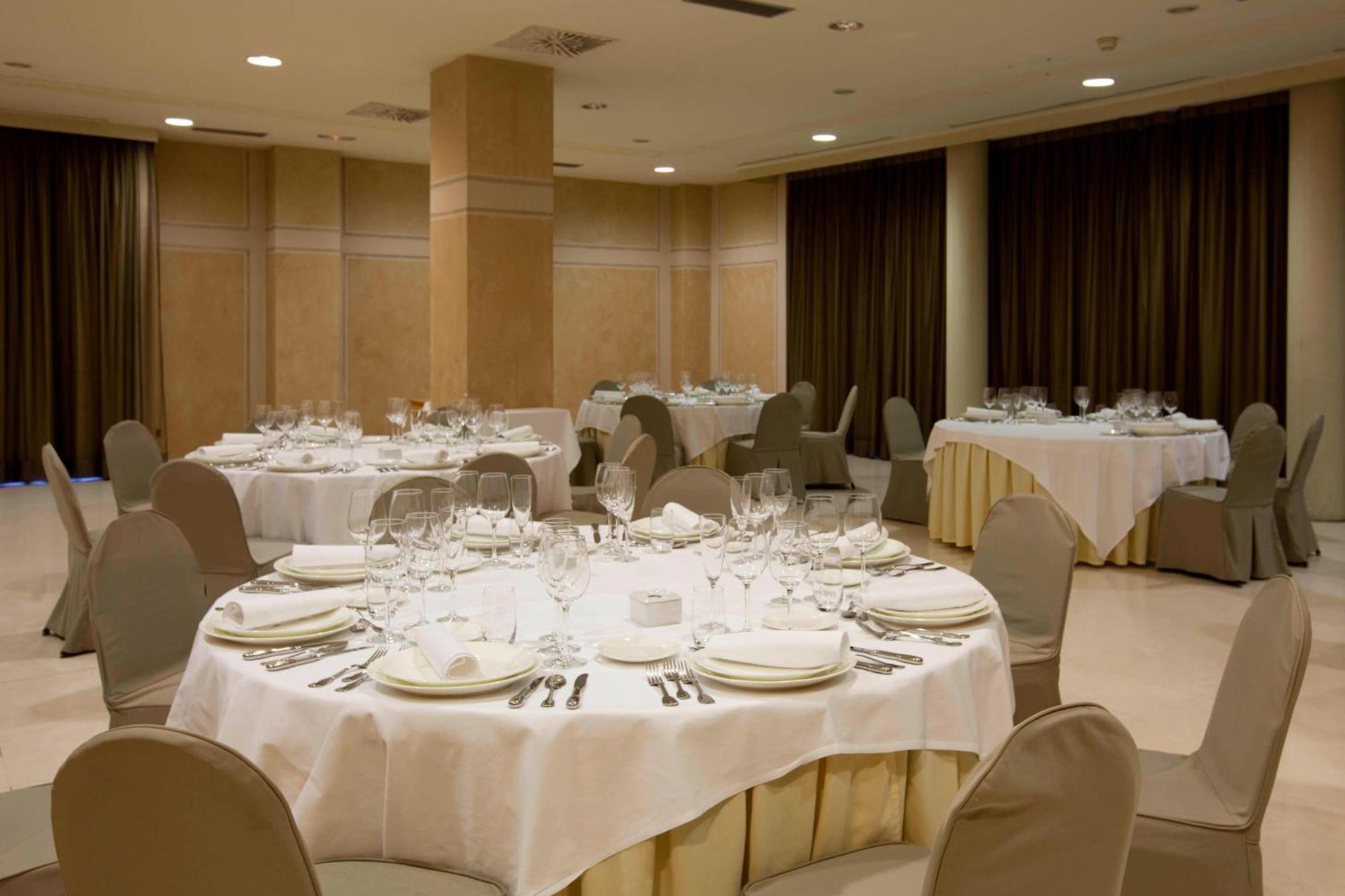 Ac Hotel Guadalajara By Marriott, Spain Екстер'єр фото