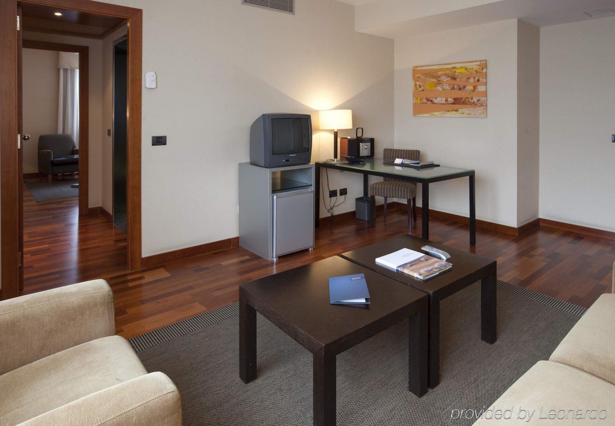 Ac Hotel Guadalajara By Marriott, Spain Номер фото